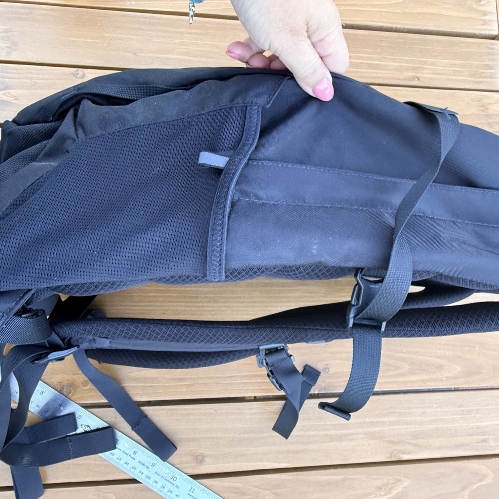 The North Face Fall Line Backpack With Bordered - Picture 8 of 10